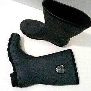 Kamik grey rain boots
